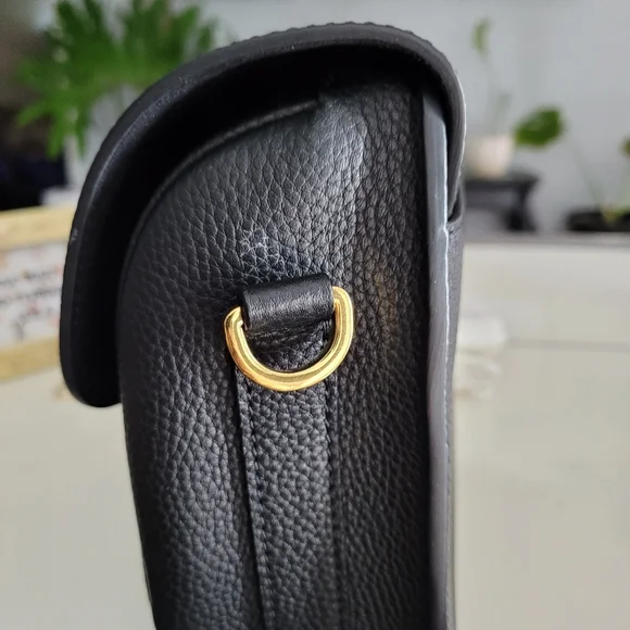 Authentic Dior Bobby Flap Bag Natural Black Grained Calfskin FREE AUTHENTICATION - Picture 6 of 16